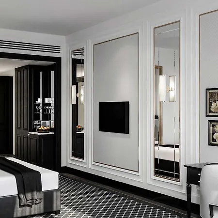 Hotel Goldeneye & Casino 5*