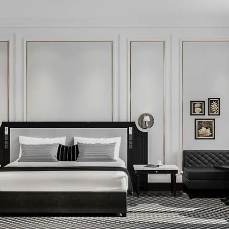 Goldeneye & Casino 5*