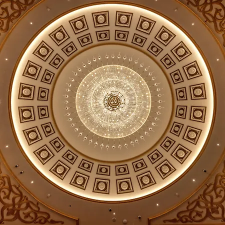 Goldeneye & Casino 5* 斯维伦格勒