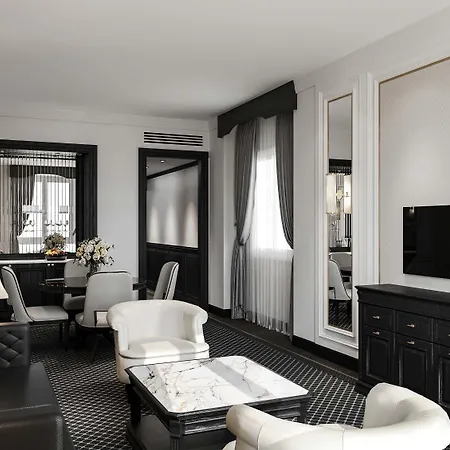 Goldeneye & Casino Hotel 5*